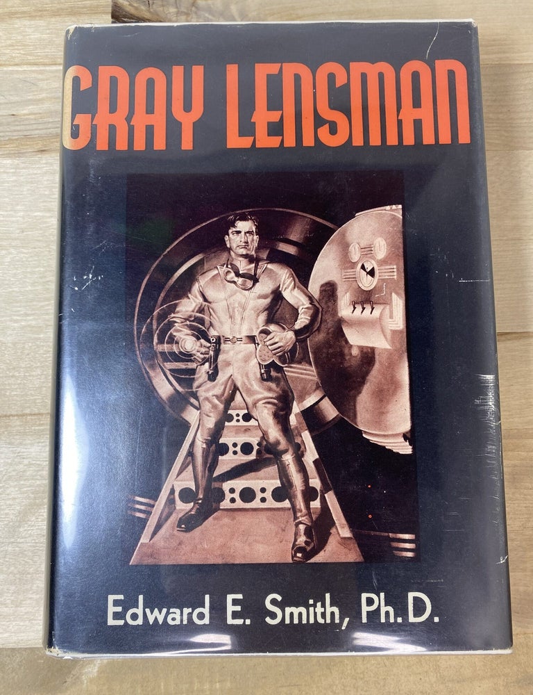 Item #13 Gray Lensman. Edward E. Smith.